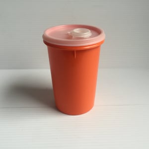 ROUND TUPPERWARE CONTAINER, Orange Tupperware, Tupperware container with pour spout lid, vintage orange kitchenware, Tupperware canister