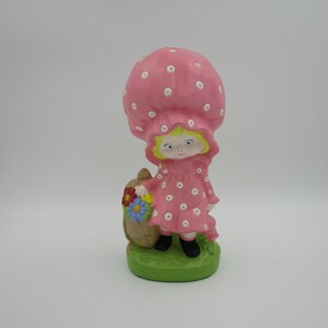 Vintage girl figurine, ceramic figurine, girl in pink figure, ceramic girl statue, cute girl decor, vintage girl&#39;s room decor, gift for her