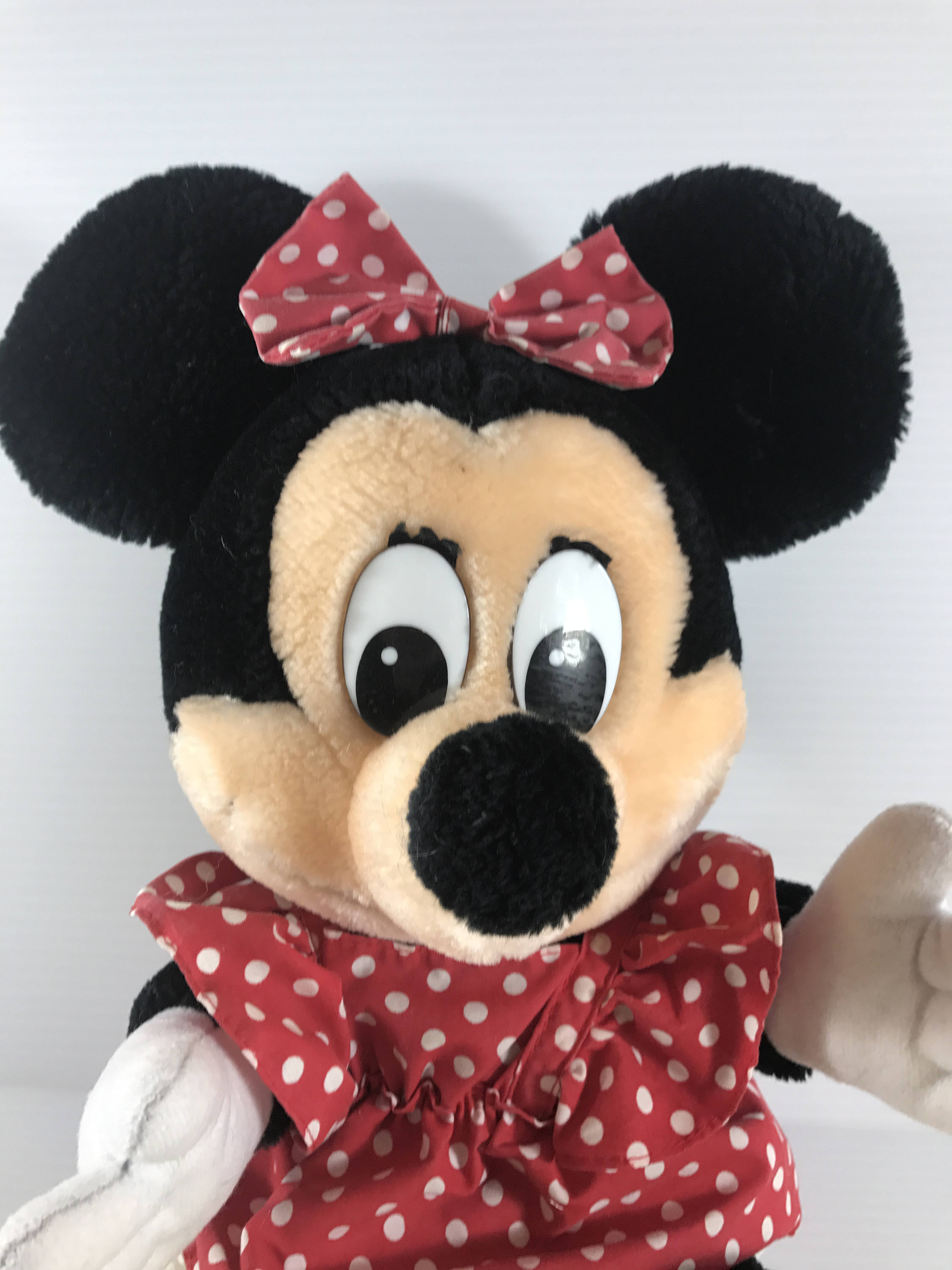 Disney Store Original Exclusive Mickey & Minnie Mouse Retro