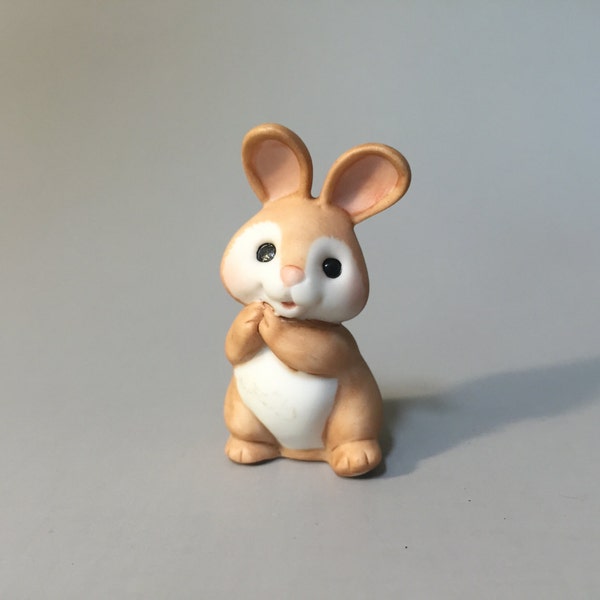 SMALL BUNNY FIGURE,Vintage Bunny ceramic figure,vintage Hallmark ceramic figure,cute brown bunny,Easter Rabbit figurine,little ceramic bunny