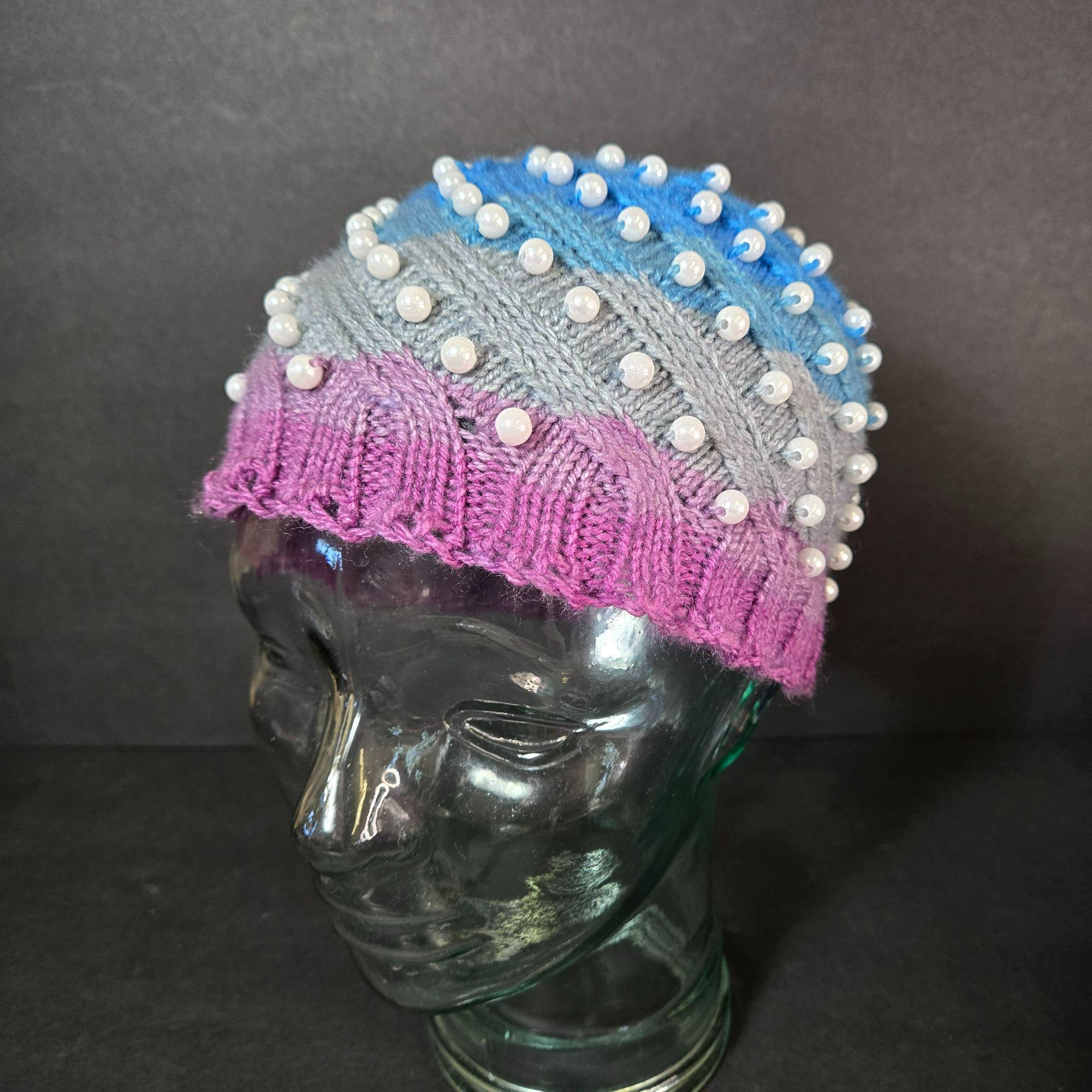 Handmade Knit Hat Faux Pearl Pink & Blue Swirl Design Warm  display picture 1