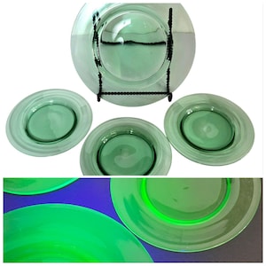 Lot (4) Green Uranium Depression Glass Plain Pattern 8.75&quot; and 6&quot; Dia Plates
