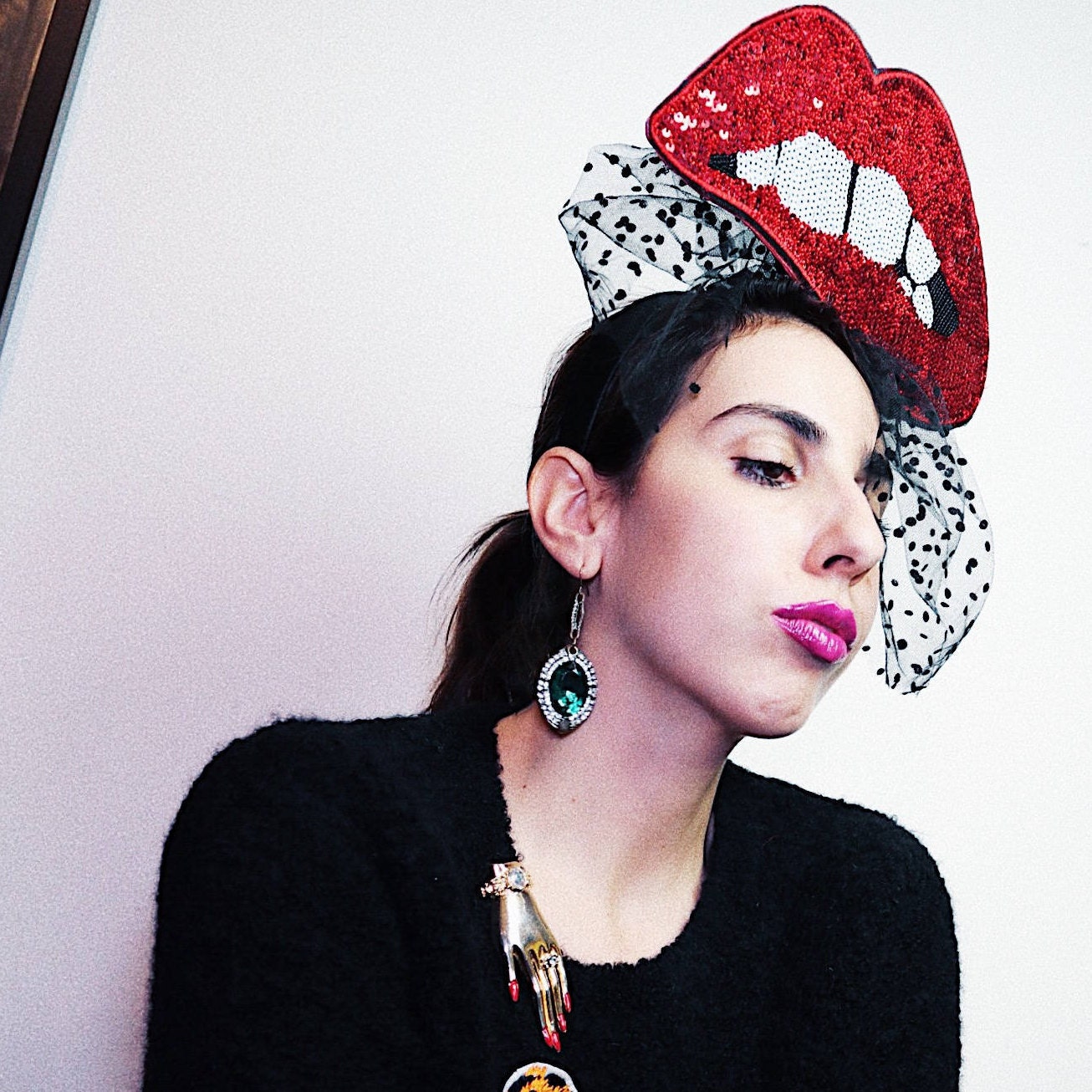 RITAOPhilippe Ferrandis フィリップ　カチューシャ Biting Lips Red, Gold, or Silver Dotted Veil Fascinator Headband