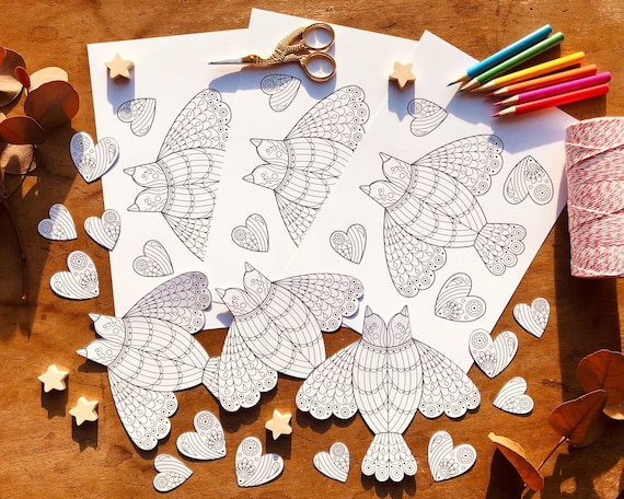 Paper birds and hearts craft kit. 6 scandi style paper birds to colour in, cut out & make into garlands and ornaments. Eco paper craft kit.