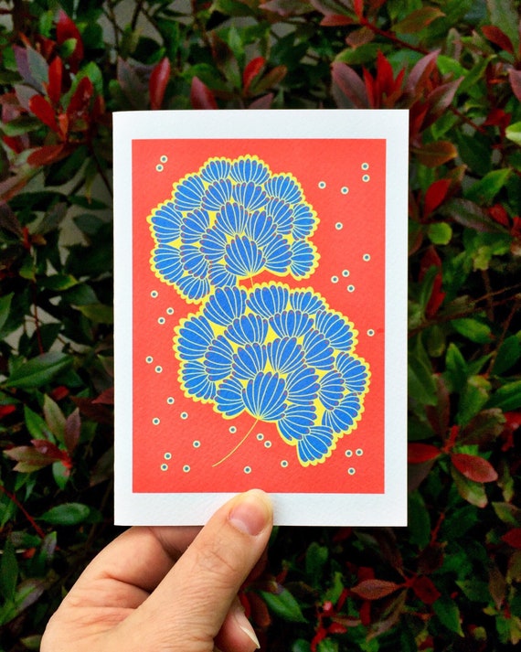 Petals & dots greeting card