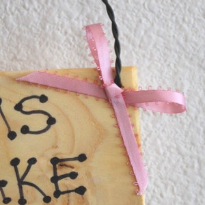 Moms Make Love Bloom Wooden Sign Plaque Flowers Plants Garden Mother's ...