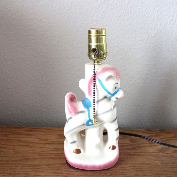 Vintage Mid-Century Ceramic Horse Nursey Lamp-modern pull-chain light socket-rewired with recent extra long cord and plug