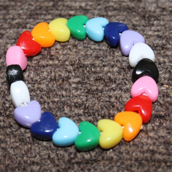 Stretchy multi-colored heart shaped pony bead kandi bracelet party favors Love Wedding Valentine's Day Colors of the Rainbow ROY G BIV kids