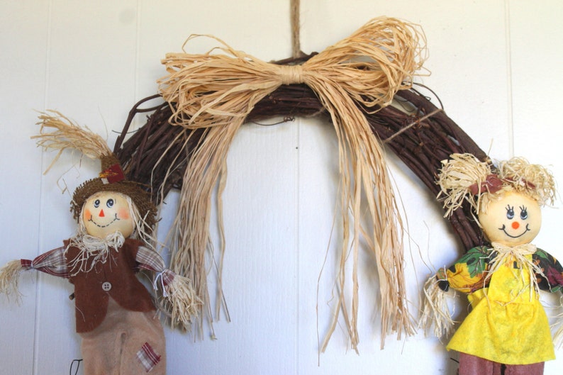 Scarecrow Couple With Chrysanthemums 16 inch diameter grapevine wreath Autumn Harvest Fall Thanksgiving corn