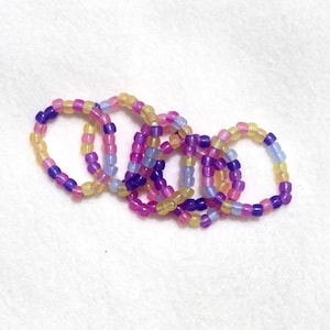 Magic Color-Changing Pony Beads Stretchy Bracelet-party favors-ultra violet-changes in sunlight-little girl-UV-sunshine