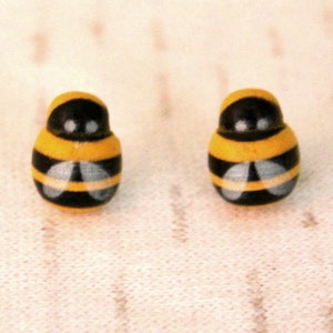 Wooden Bumble Bee stud post earrings-children-nature-Spring Insect-Honey-Bumblebee earring-Beeswax-Child