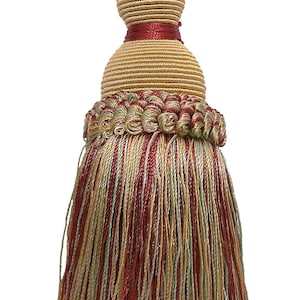 DÉCOPRO Pompon clé 12,5 cm (5 po), boucle 8,5 cm (3 1/2 po), réf. IKTJ, Rouge Fêtes n° 3752 (rouge carmin, or clair, vert menthe). Vendu à l'unité.