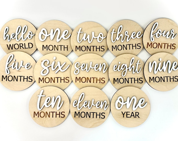 Wooden Monthly Milestone Photo Props for Baby's First Year Keepsakes Handmade Baby Milestone Prop Baby Shower Gift For Mom Baby's First Year