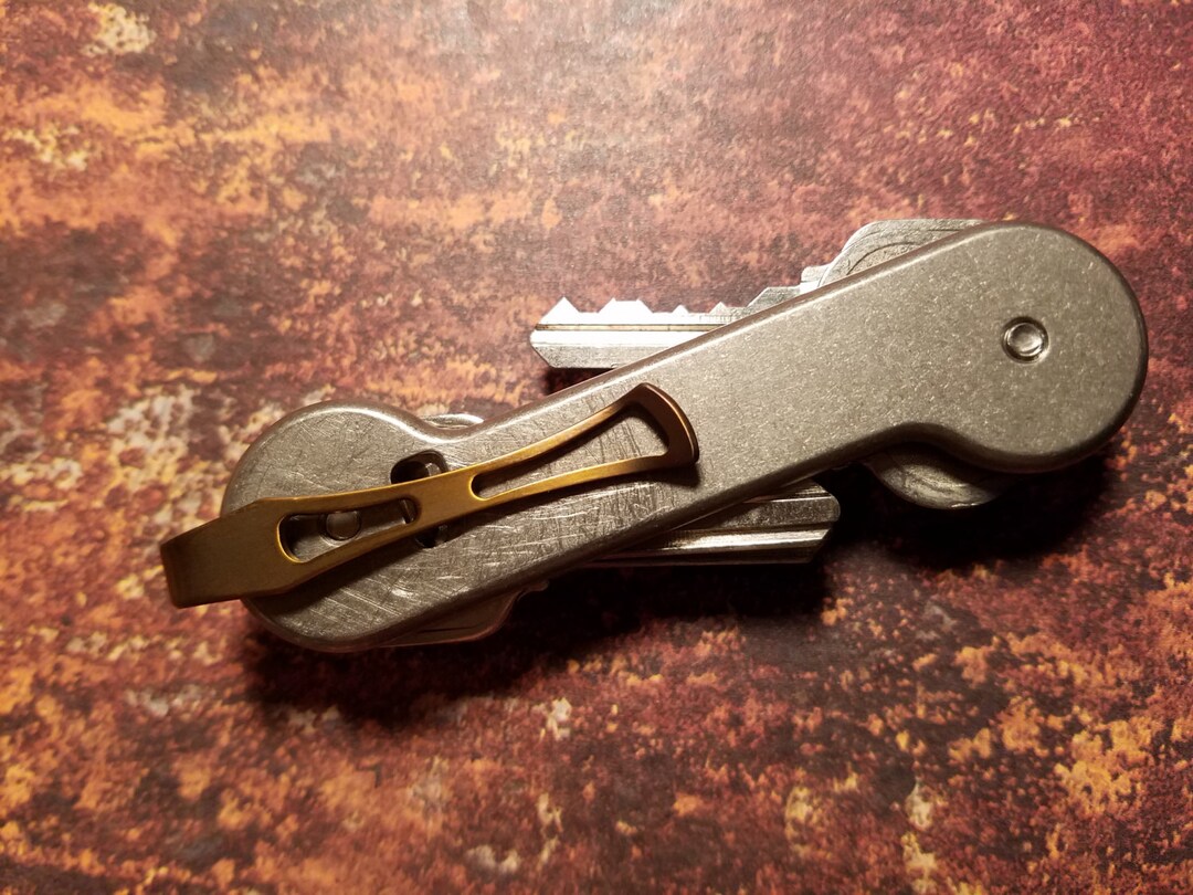 ◻️KeyBar チタン製 ミルドクリップ キーバー Amazon.co.jp: KeyBar, Titanium, Modern Silver, One Size