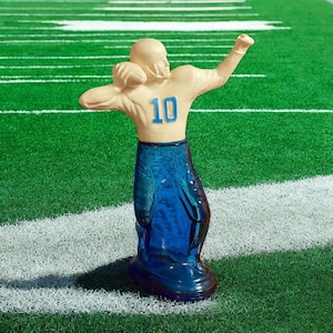 Vintage 1970s Avon Football Player Decanter: Wild Country Number 10 (Empty)