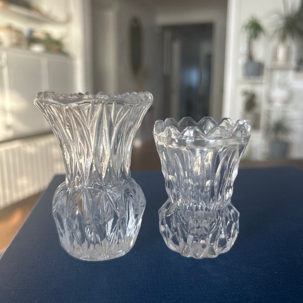 Pair of clear glass mini bud vases