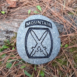 United States Army 10th Mountain Division Logo engraved on a river stone, Army gift, 10th mountain , Army 10th mountain, 10th mountain patch