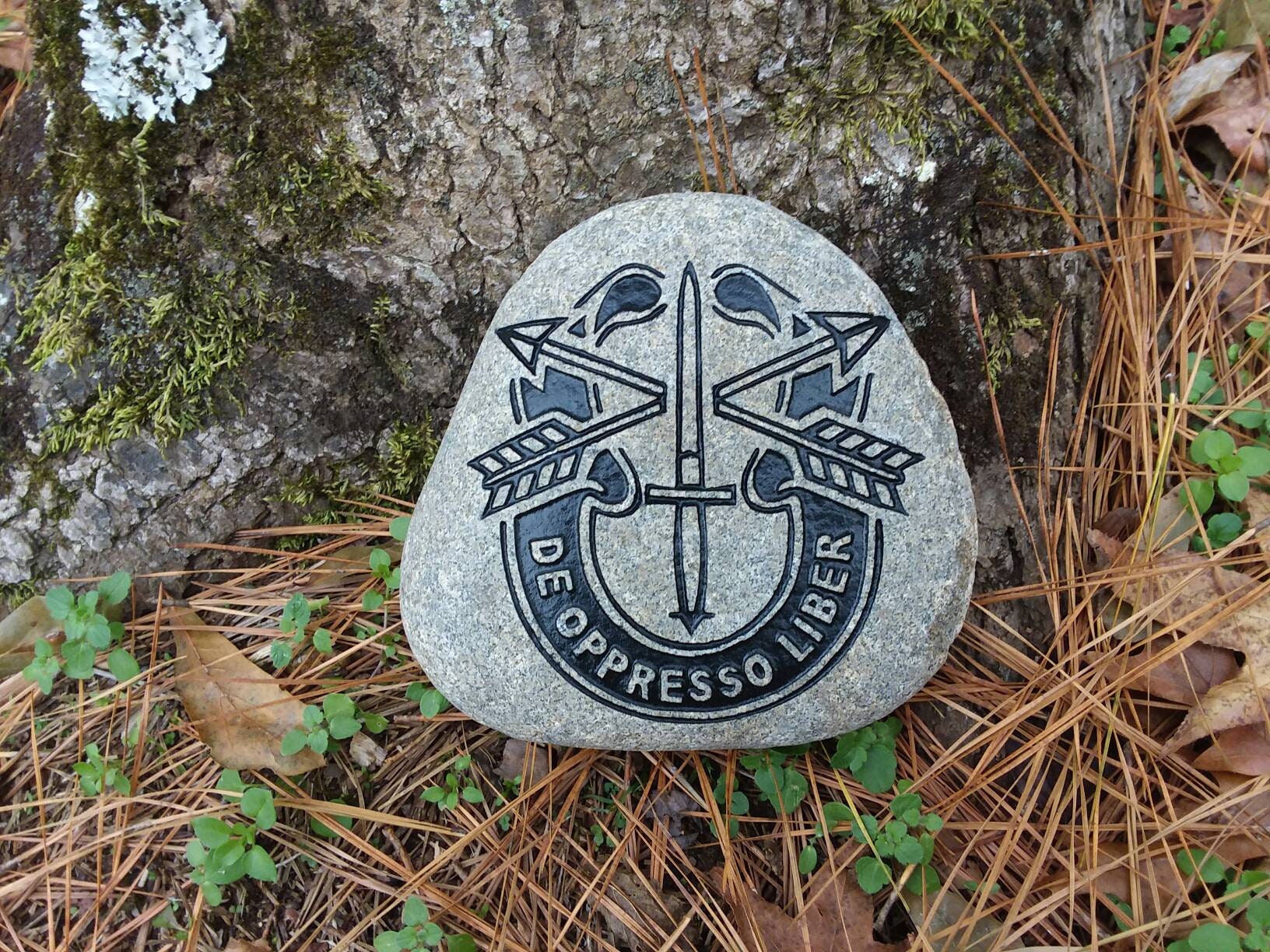 Army Special Forces Beret Crest Patch Logo 