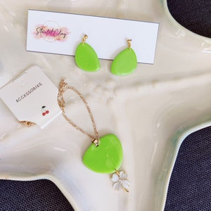 Polymer clay matching necklace and earrings//Polymer clay jewelry//Unique gift