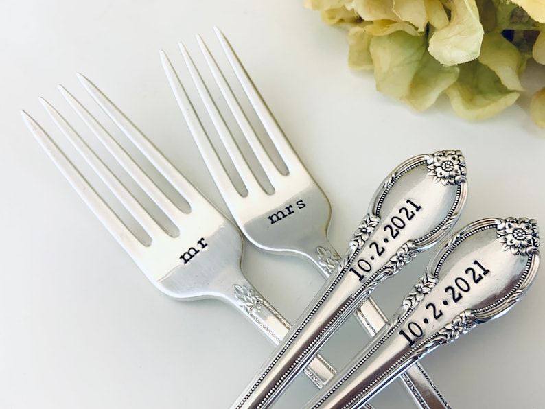 Custom wedding fork set Handstamped wedding date forks Cake cutting ceremony decoration Unique wedding gift ideas engraved forks image 2