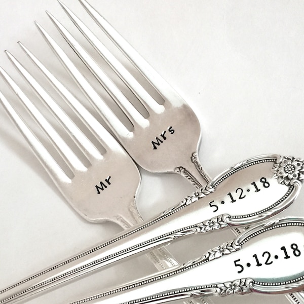 Custom wedding forks, vintage hand stamped forks, Engagement gift ideas, Bridal shower gift, Wedding date personalized forks, Cake cutting