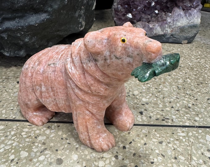 Hand-Carved Jasper & Aventurine Bear Figurine with Fish - Unique Gemstone Decor