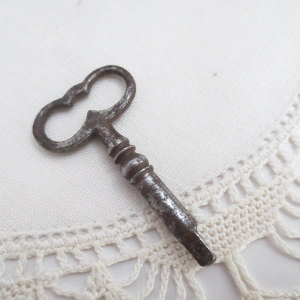 Authentic Antique Three Sided Sewing Machine Key for Treadle or Bent Wood Cabinet, Old Industrial, Steampunk, Altered Art, Jewelry Supply