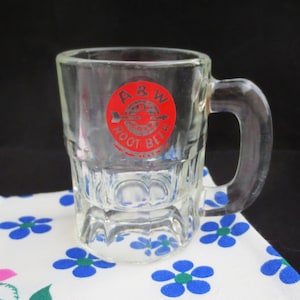 Vintage A&W Root Beer Child&#39;s Size Mug ~ 1940&#39;s 50&#39;s Red Bulls Eye Logo, Advertising Cup, 3-1/4&quot;
