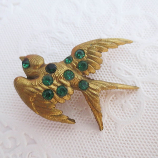 vintage Strass Oiseau En Vol Broche ~ Strass Verts Montés en Plastique Celluloïd Or Peint ~ Broche Oiseau des années 1940