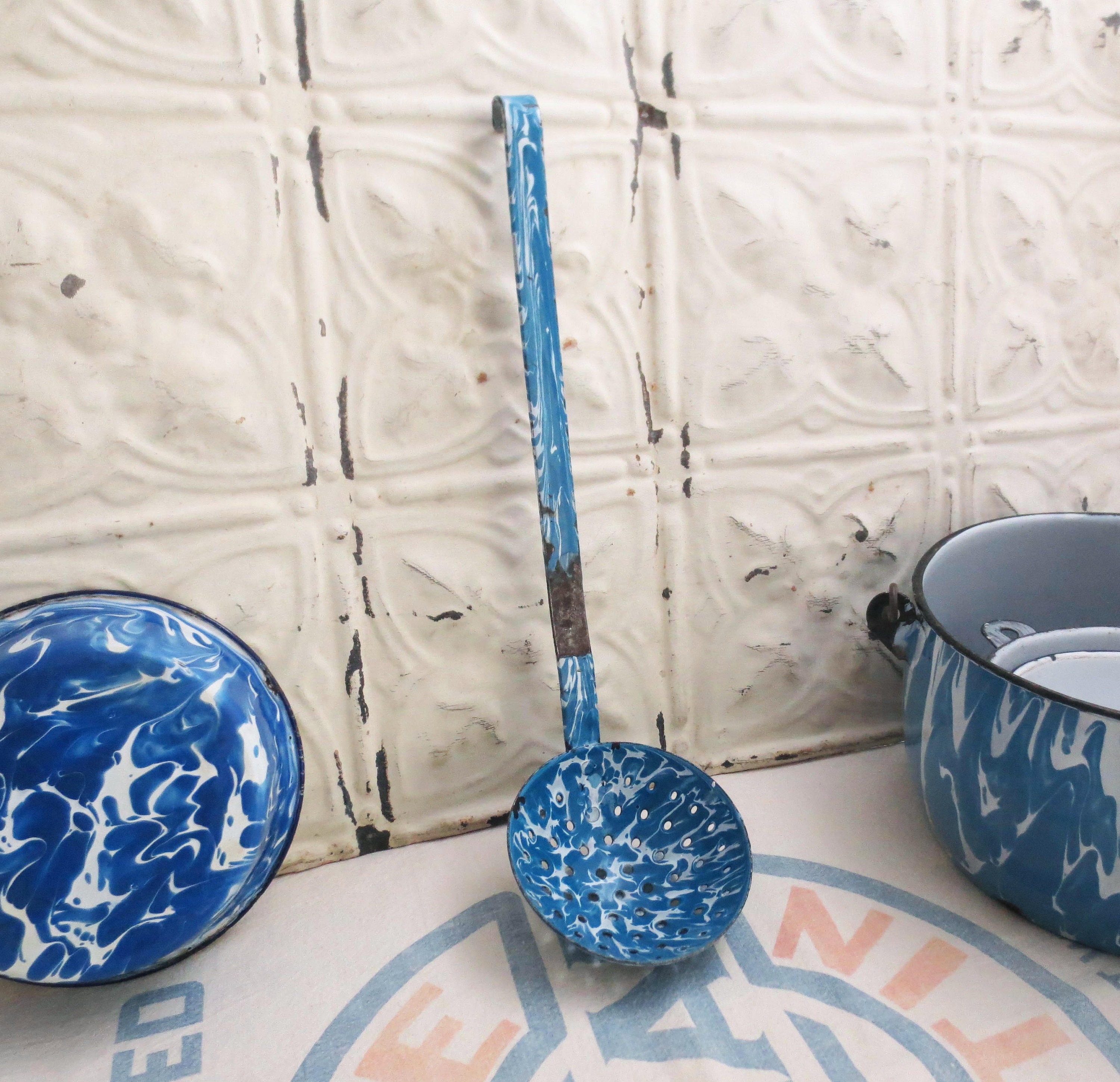 Vintage Graniteware Soup Strainer Ladle, Long Handle Dipper, Blue & White Swirl Rustic Ladle, Enamelware Spoon, French Country Kitchen Decor