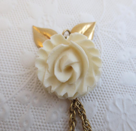 Vintage Carved Flower Dangling Pendant, 12K Gold … - image 2