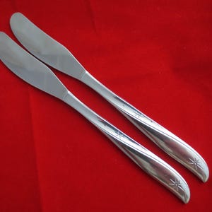 Oneida Community TWIN STAR Butter Spreader Knife Set, Pair 6-3/8