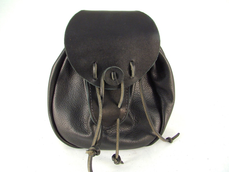 bag worn with kilt