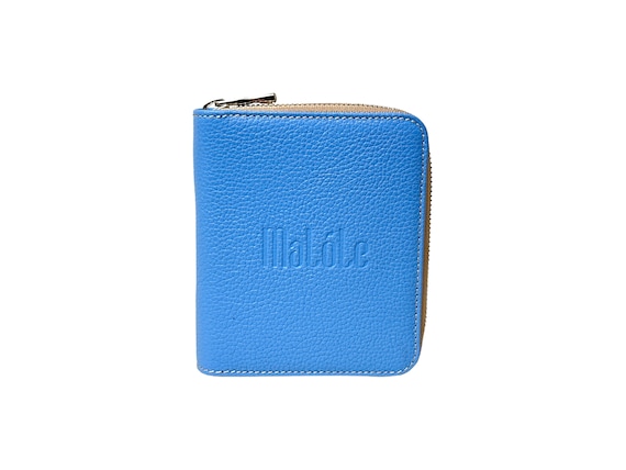 MaLóLe Sky Blue Leather Wallet: Style, Quality, and Practicality in a Vibrant and Compact Accessory