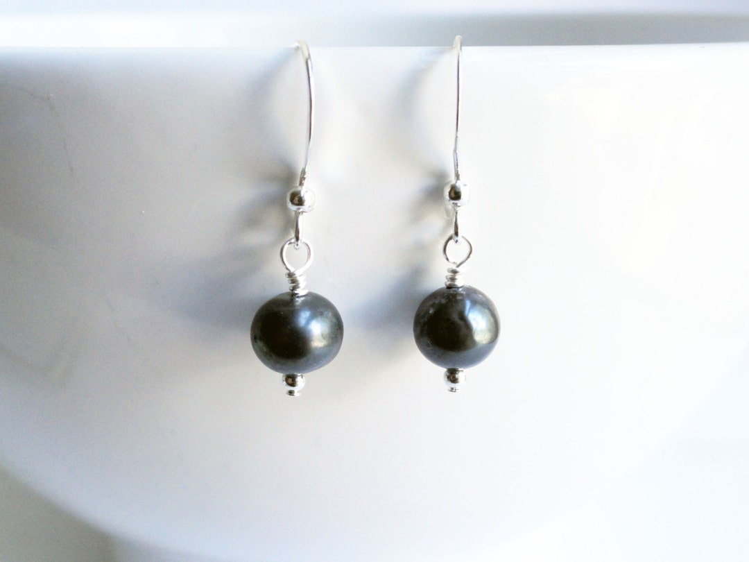 Navy Pearl Earrings Freshwater Pearls Pearl Earrings Etsy