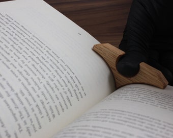 Solid wood reading ring. Wooden reading accessory. Wooden book opener. Reading aid. Reading ring. Wooden ring.