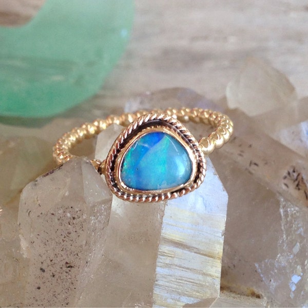 Australian opal ring stacking style 14k gold filled ball detail band aqua color flash rope wire accent sz 6