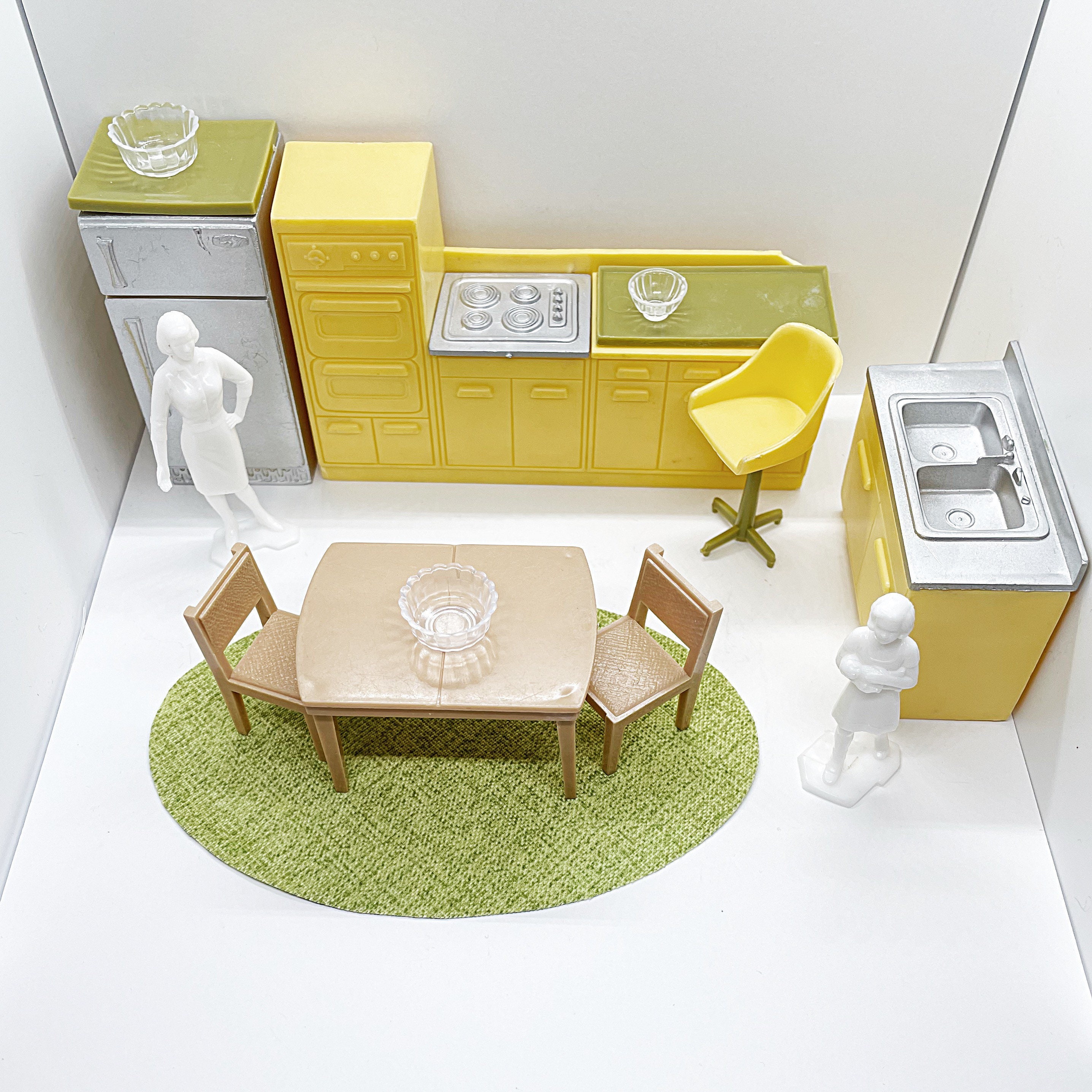 Marx Imagination Dollhouse schitt Furniture