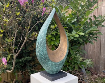 Groot eigentijds tuinbeeld, sculptuur 'Samen', abstract bronzen beeld, tuinbeeld