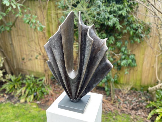 Large outdoor sculpture, garden sculpture modern, garden statue abstract, garden decor sculpture, ‘Unwavering’ sculpture