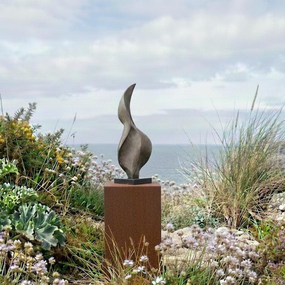 Outdoor garden sculpture: bronze and resin modern 66cm garden statue, Limited Edition