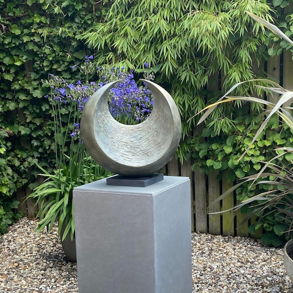 Outdoor garden sculpture, bronze with verdigris patina abstract crescent statue: 50cm / 20 in.