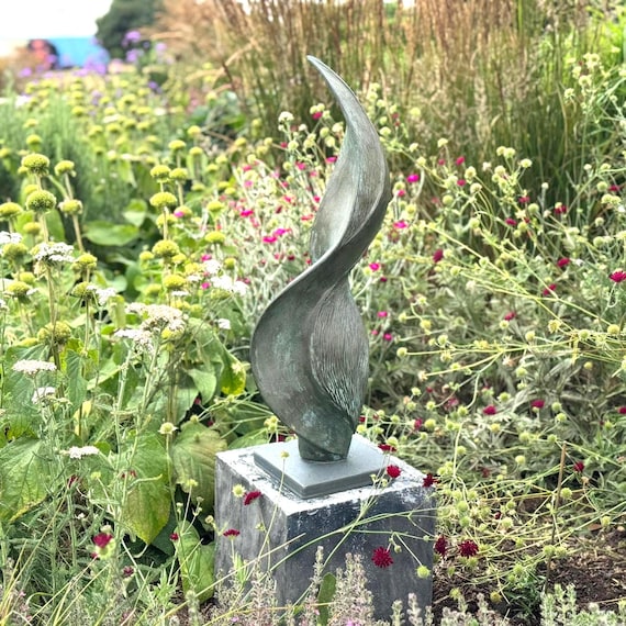 Garden sculpture abstract, bronze modern outdoor statue, 66cm Undulation garden decor