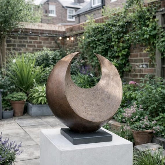 Outdoor garden sculpture, modern bronze crescent statue: 50cm /20 inch.