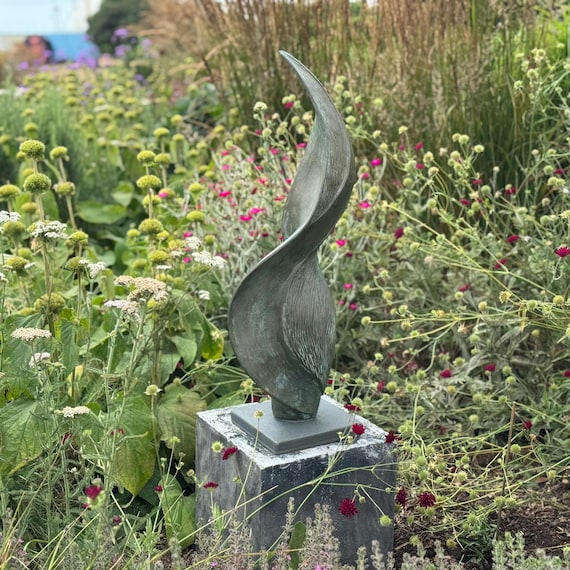 Garden sculpture abstract, bronze modern outdoor statue, 66cm Undulation garden decor