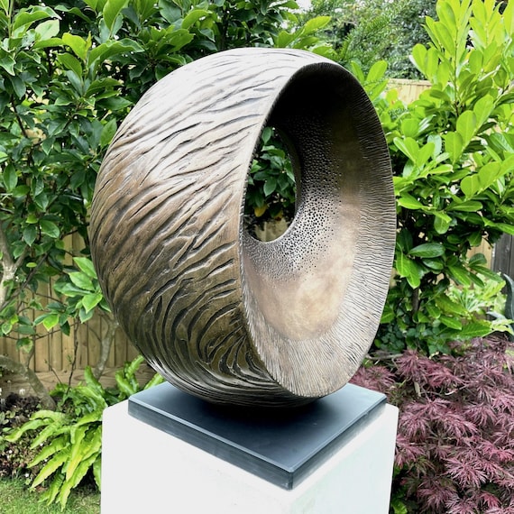 Garden sculpture modern, Large bronze abstract statue: 56cm / 22 in, Low Tide