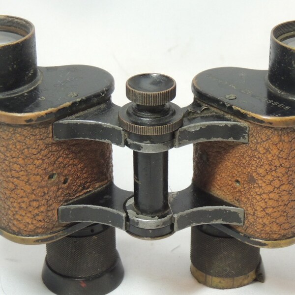 US Military Issue Pair of Bausch and Lomb Optical USA 6 Power Binoculars.Serial No EE 298885