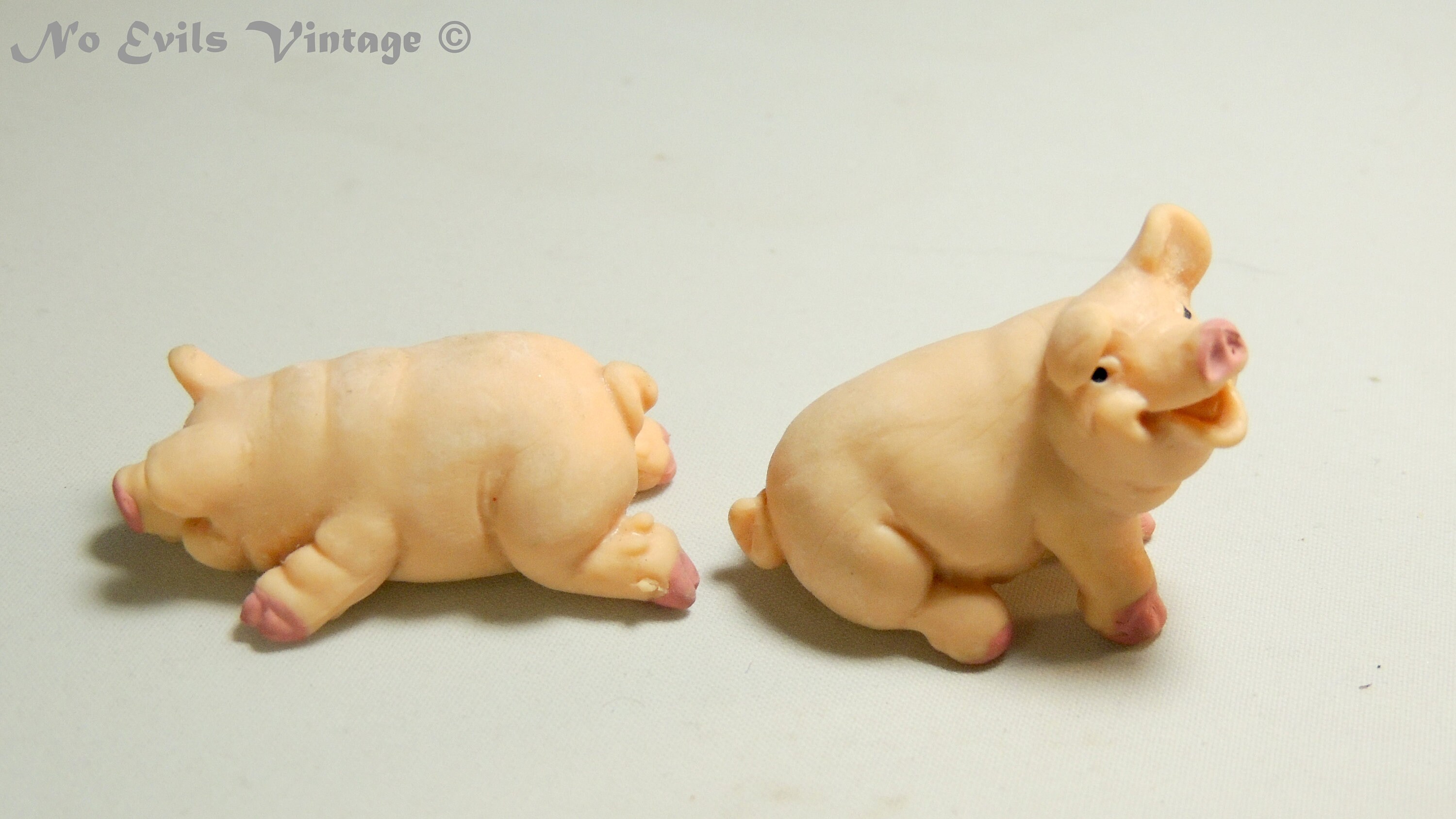 Details about   Pig Piglet Animal Dollhouse Miniature Farm Animal 2 pcs Ceramic Fairy Figurines 