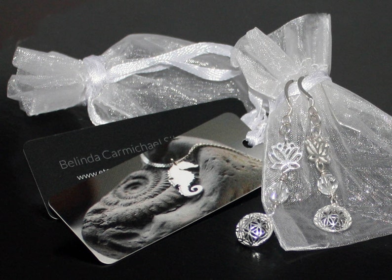 silver filigree pierced snowflake earrings Sterling Silver Snowflake earrings FREE SHIPPING