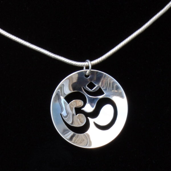 Silver Om Necklace, Sterling silver om pendant, yoga jewelry, ohm circle pendant, belinda carmichael